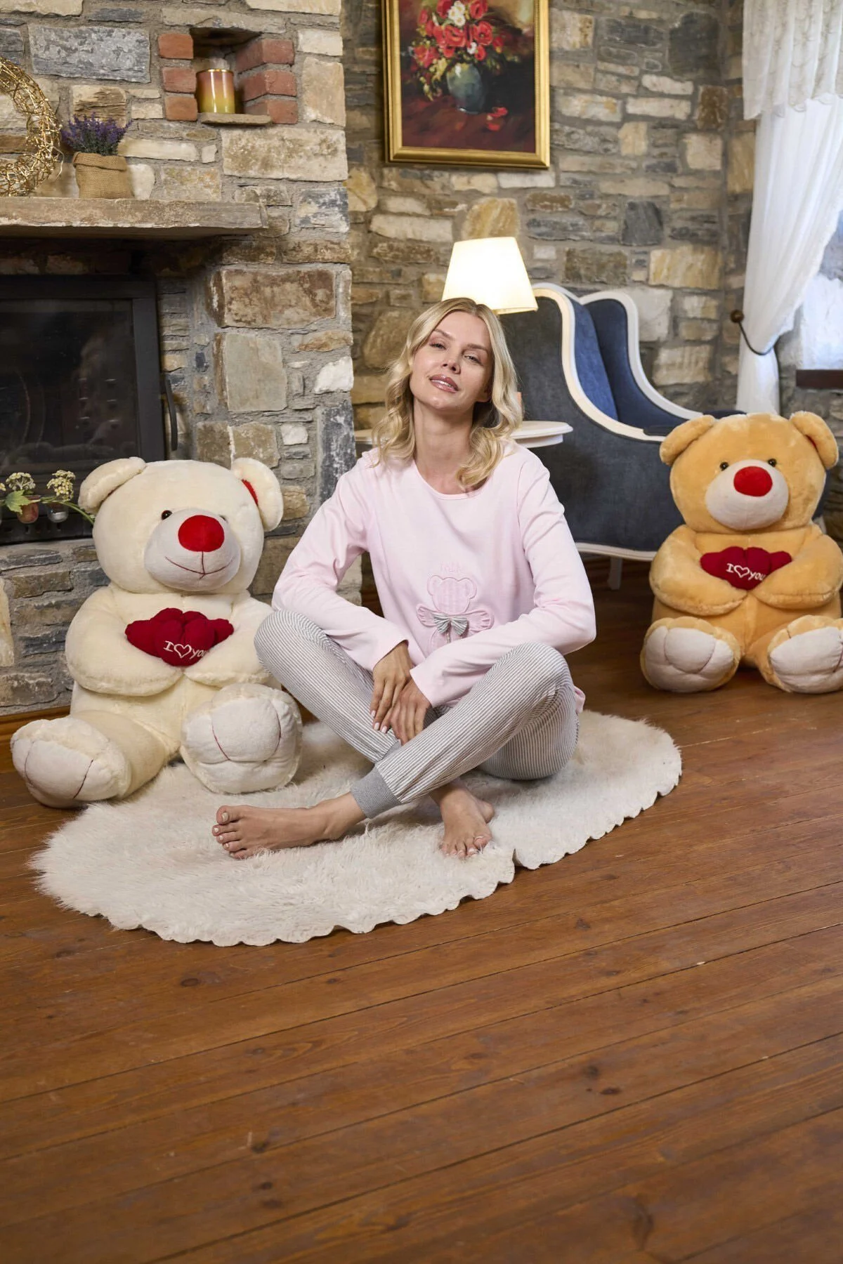 Aplike Detay Uzun Kol Kadın Pijama Takımı 26228