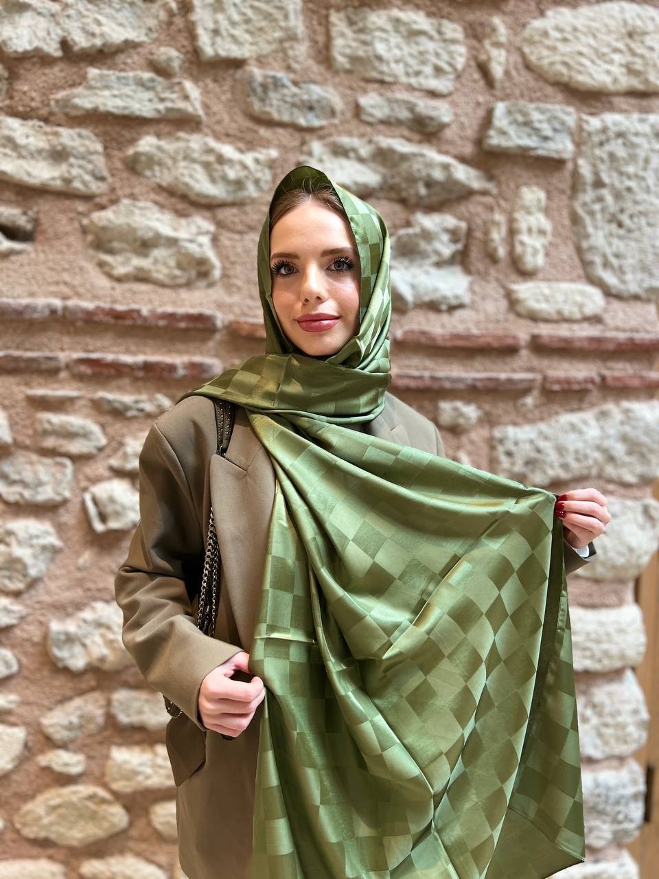 Dama Desenli Jakar Şal