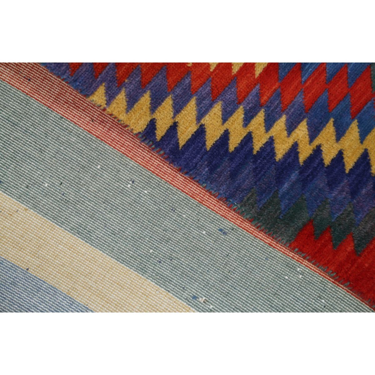 Dhanak 4x6 Machine-Made Washable Wool Rug - Colorful