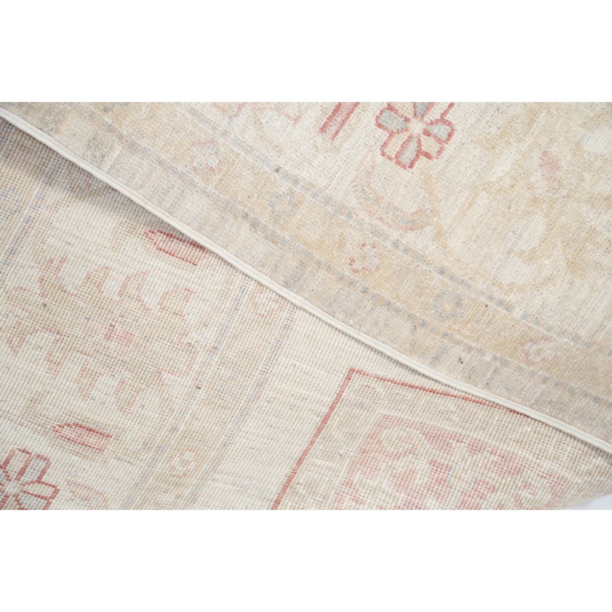 Bakhtiari 5x6 Handmade Double Knotted Washable Wool Rug - Soft Hues