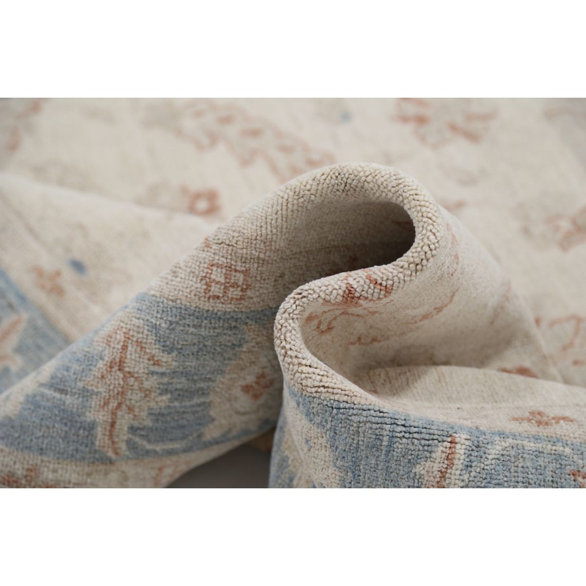 Serenity 5x7 Handmade Double Knotted Washable Wool Rug - Soft Hues