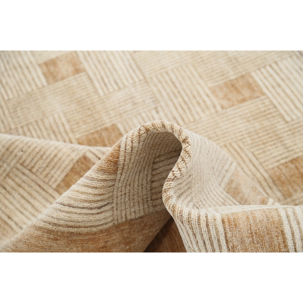 Modcar 7x7 Handmade Double Knotted Washable Wool Rug - Colorful