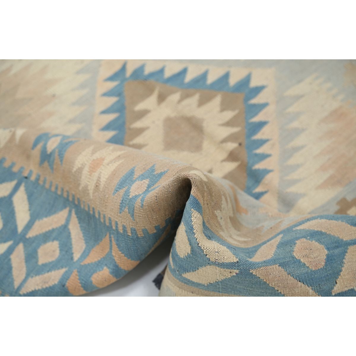 Kafkaas 5x7 Hand Woven Washable Wool Rug - Soft Hues