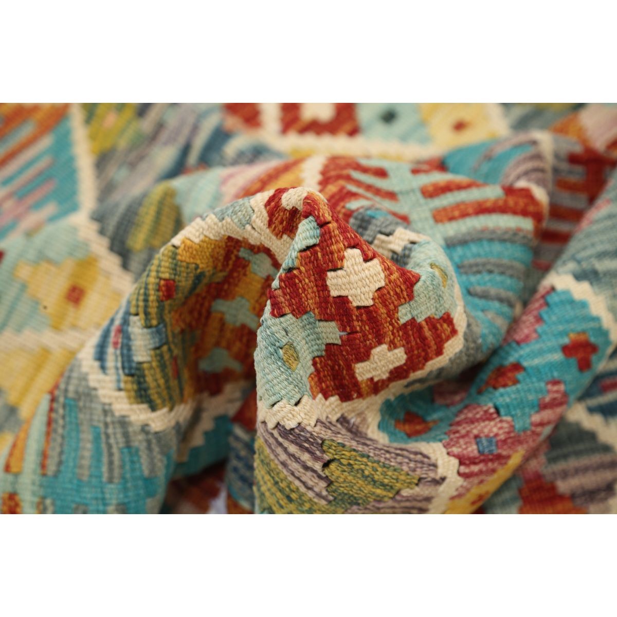 Maimana 4x6 Hand Woven Washable Wool Rug - Colorful
