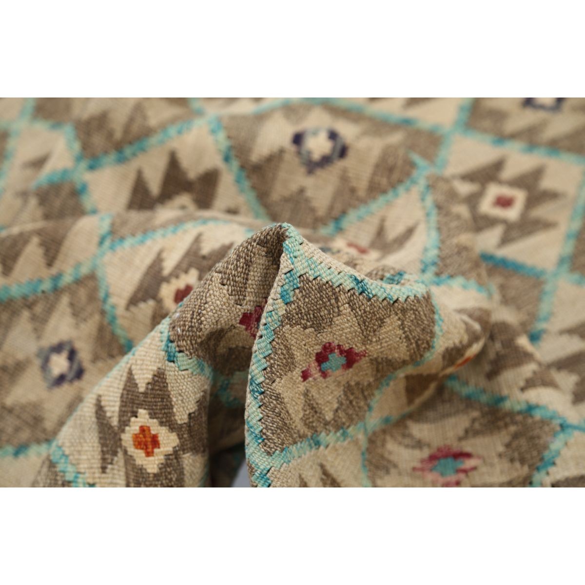 Maimana 5x7 Hand Woven Washable Wool Rug - Colorful