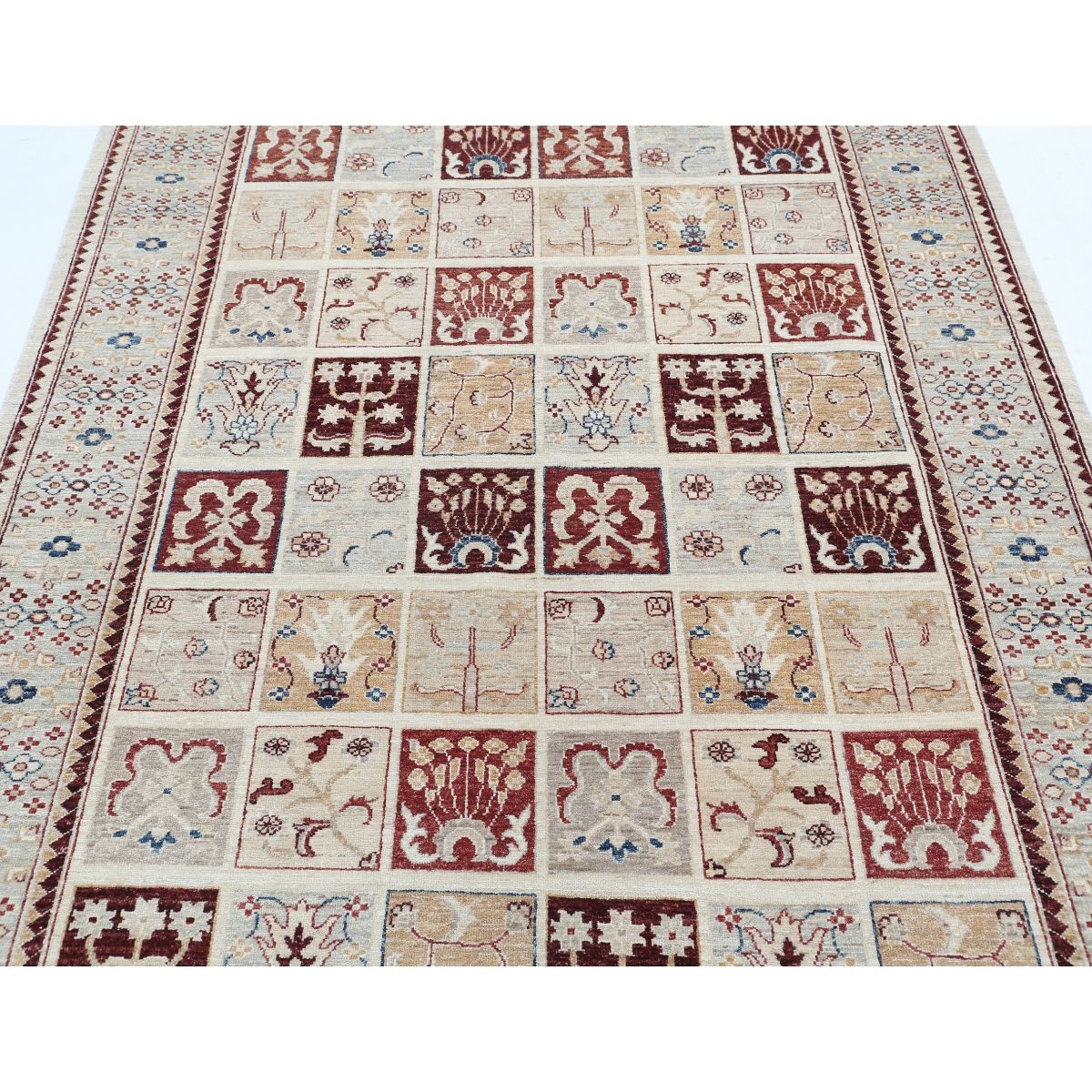 Bakhtiari 6x7 Handmade Double Knotted Washable Wool Rug - Colorful
