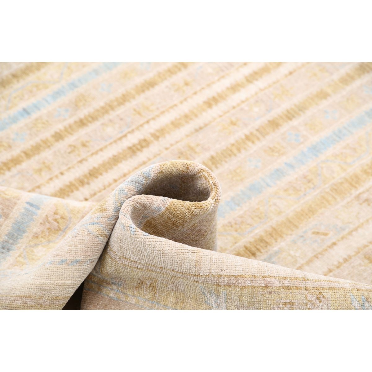 Shaal 7x9 Handmade Double Knotted Washable Wool Rug - Soft Hues