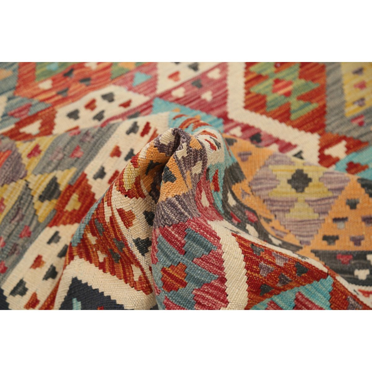Maimana 5x7 Hand Woven Washable Wool Rug - Colorful