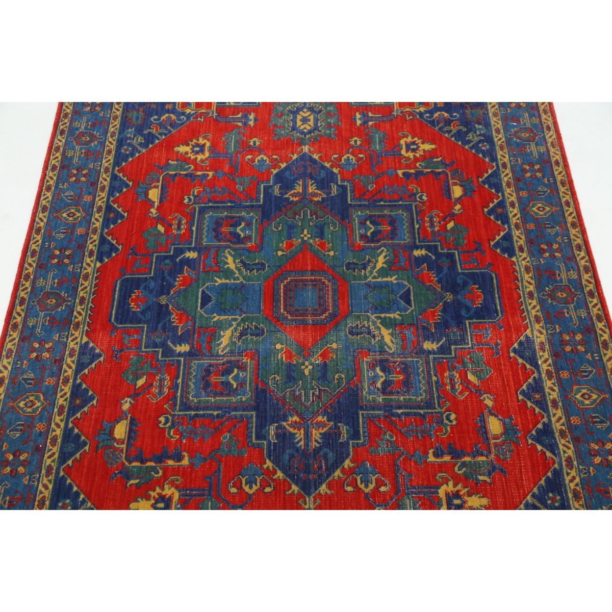 Gulshan 4x6 Machine-Made Washable Wool Rug - Colorful