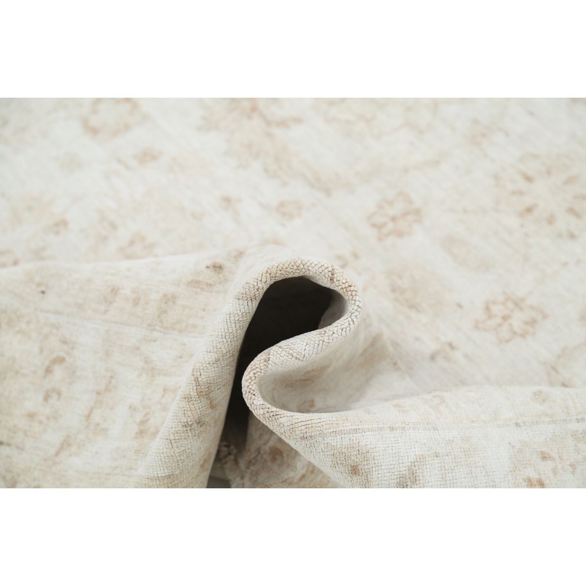Serenity 6x7 Handmade Double Knotted Washable Wool Rug - Soft Hues