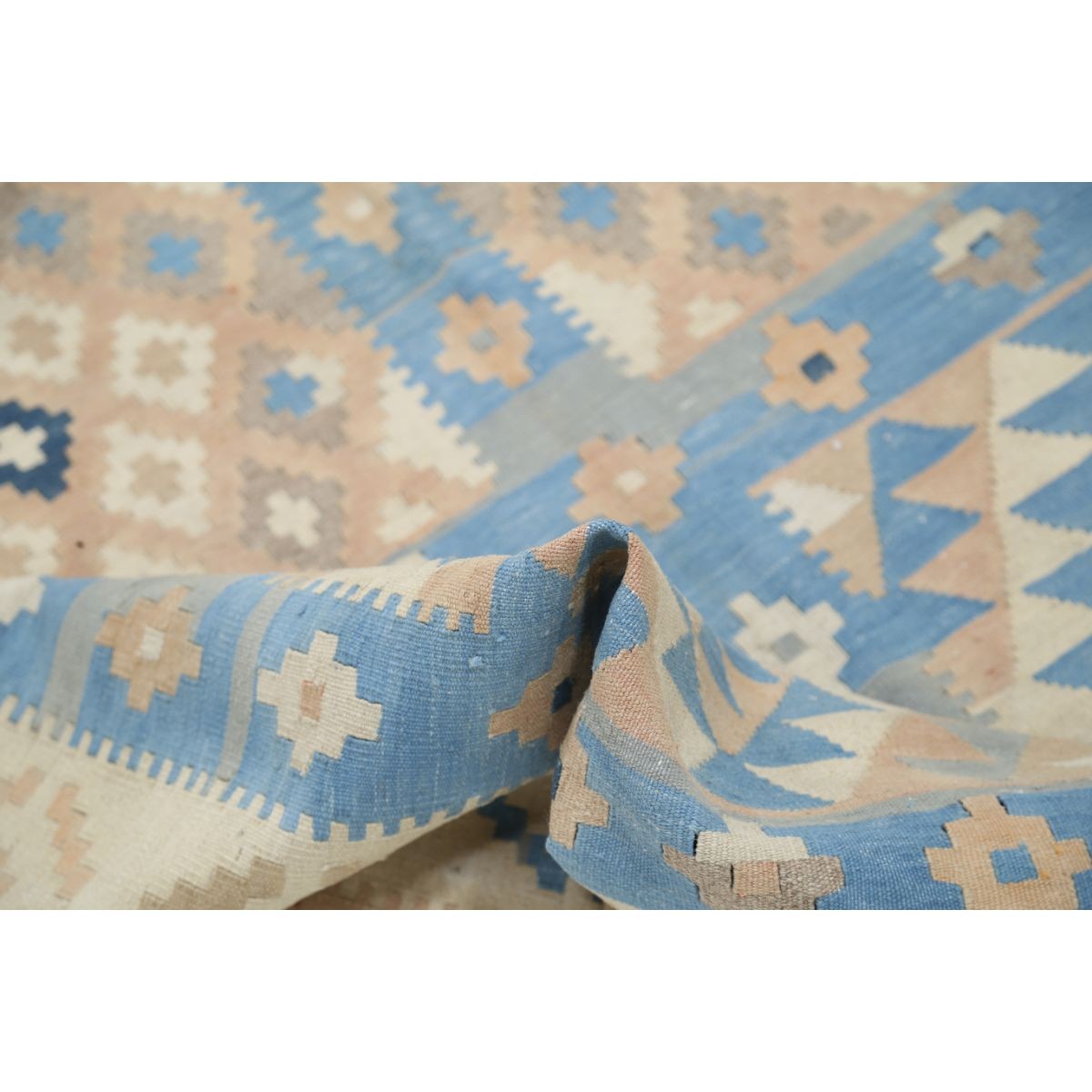 Kafkaas 5x7 Hand Woven Washable Wool Rug - Soft Hues