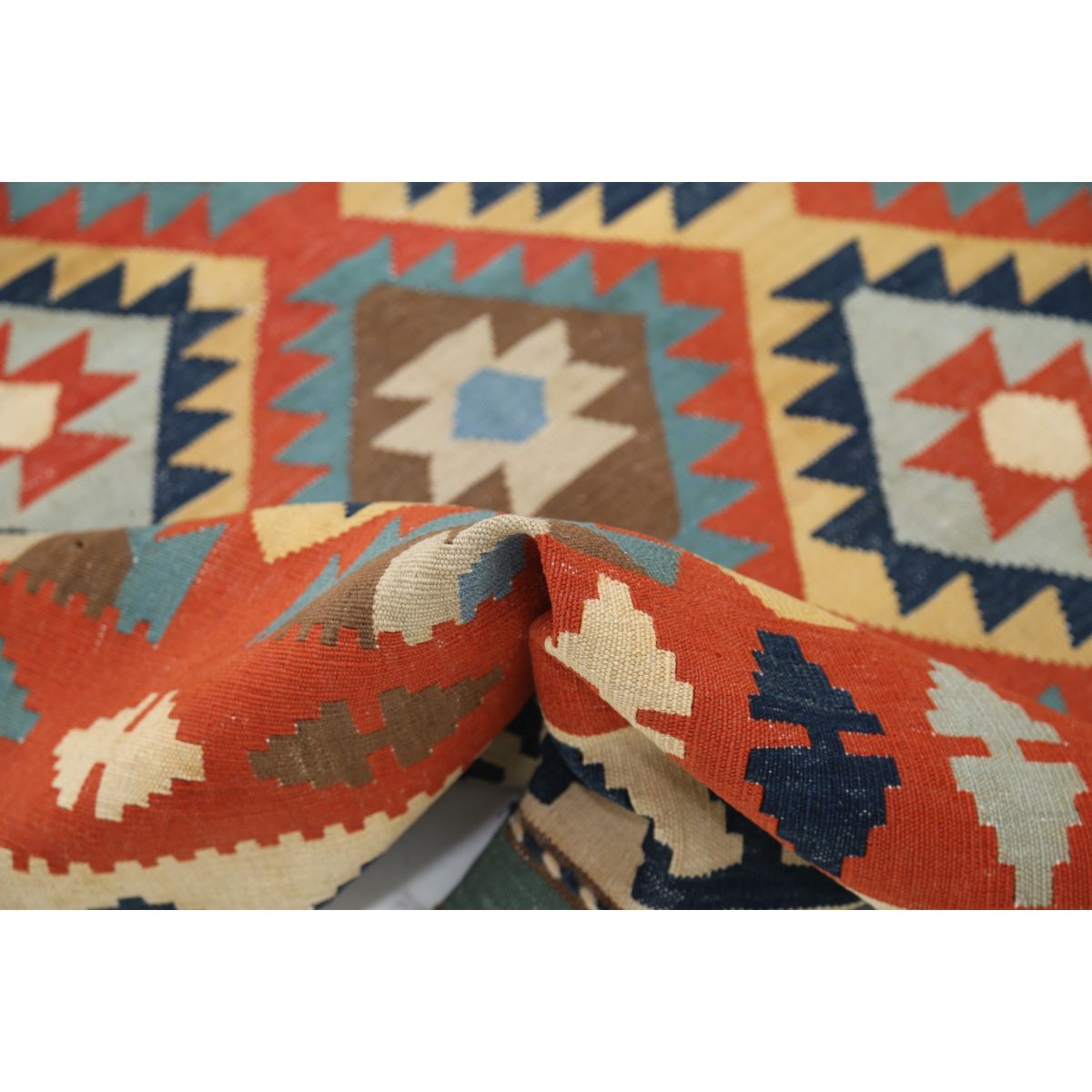 Kafkaas 5x7 Hand Woven Washable Wool Rug - Colorful