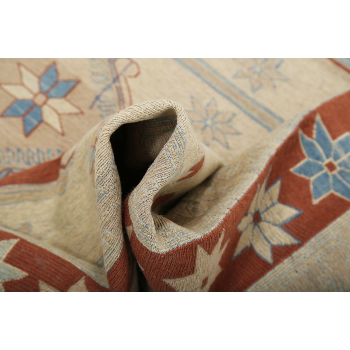 Sumak 6x8 Hand Woven Washable Wool Rug - Colorful