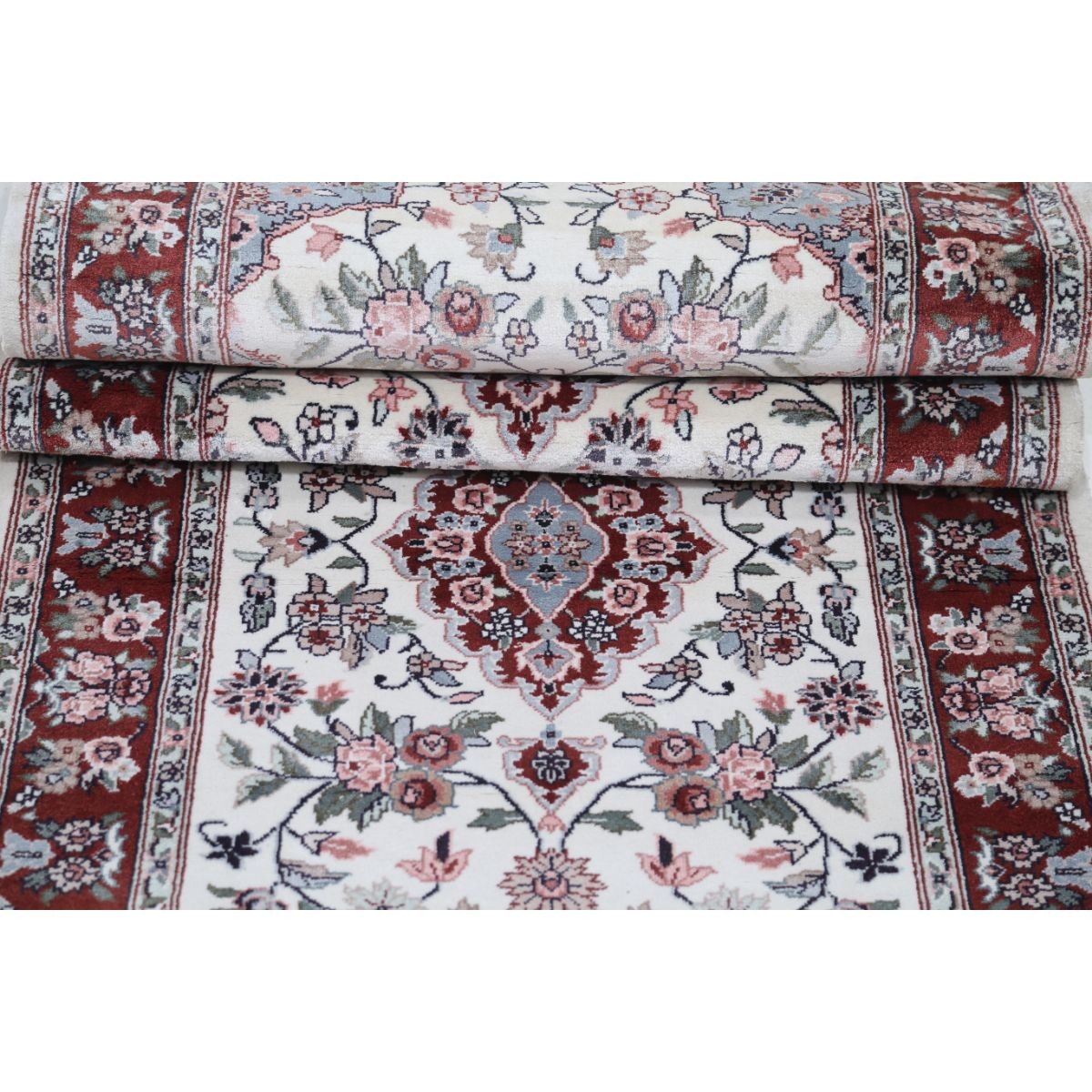 Legacy 3x14 Handmade Double Knotted Washable Art Silk Runner - Colorful