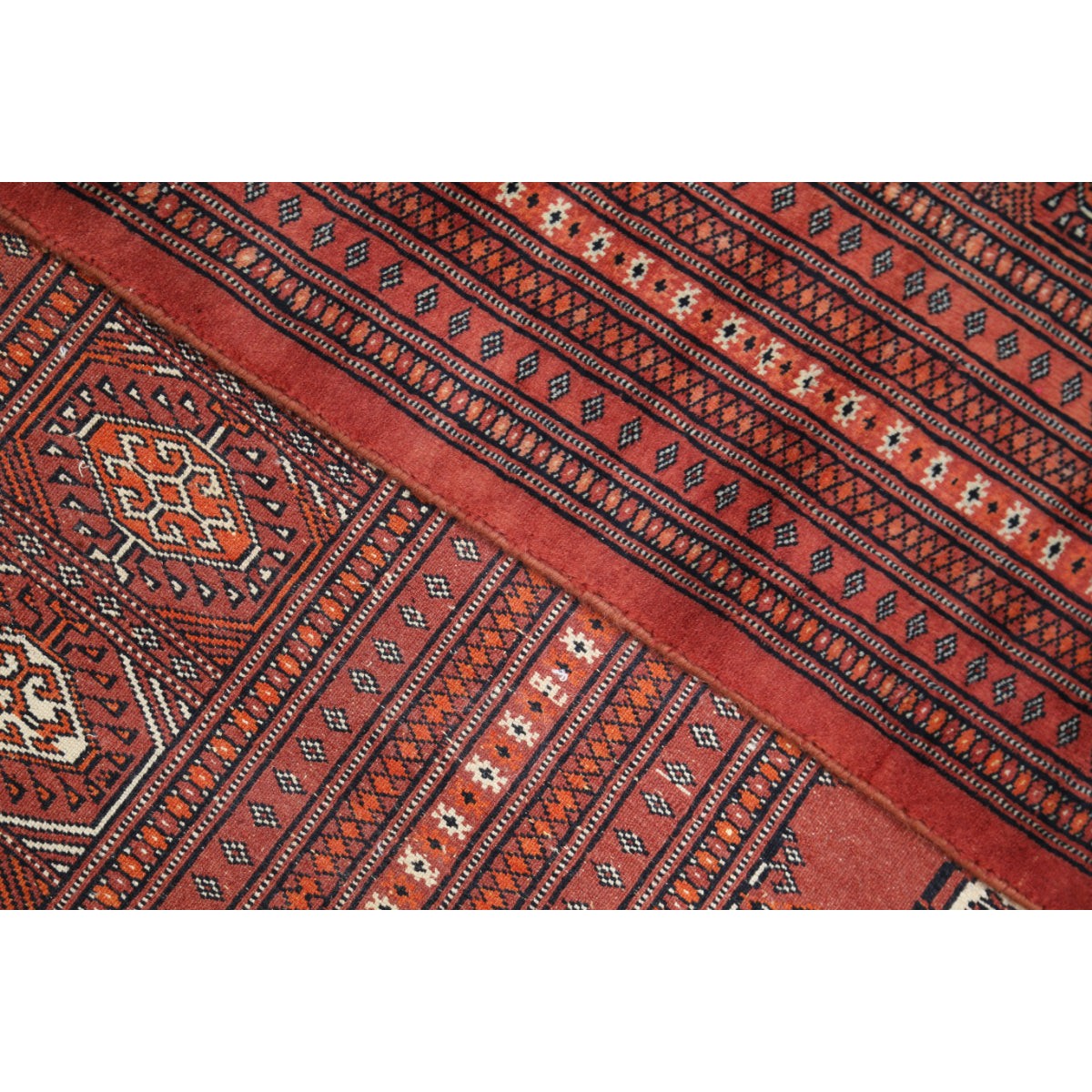 Bokhara 12x18 Handmade Double Knotted Washable Wool Rug - Colorful