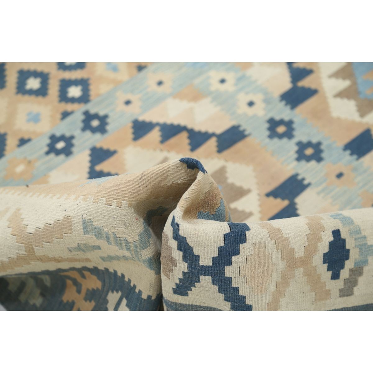Kafkaas 7x10 Hand Woven Washable Wool Rug - Soft Hues