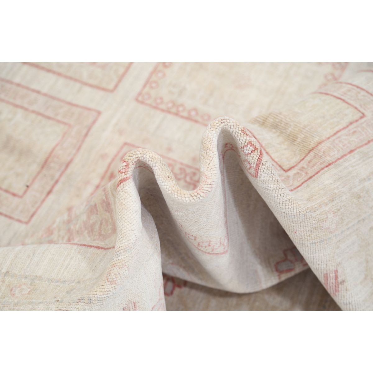 Bakhtiari 5x6 Handmade Double Knotted Washable Wool Rug - Soft Hues