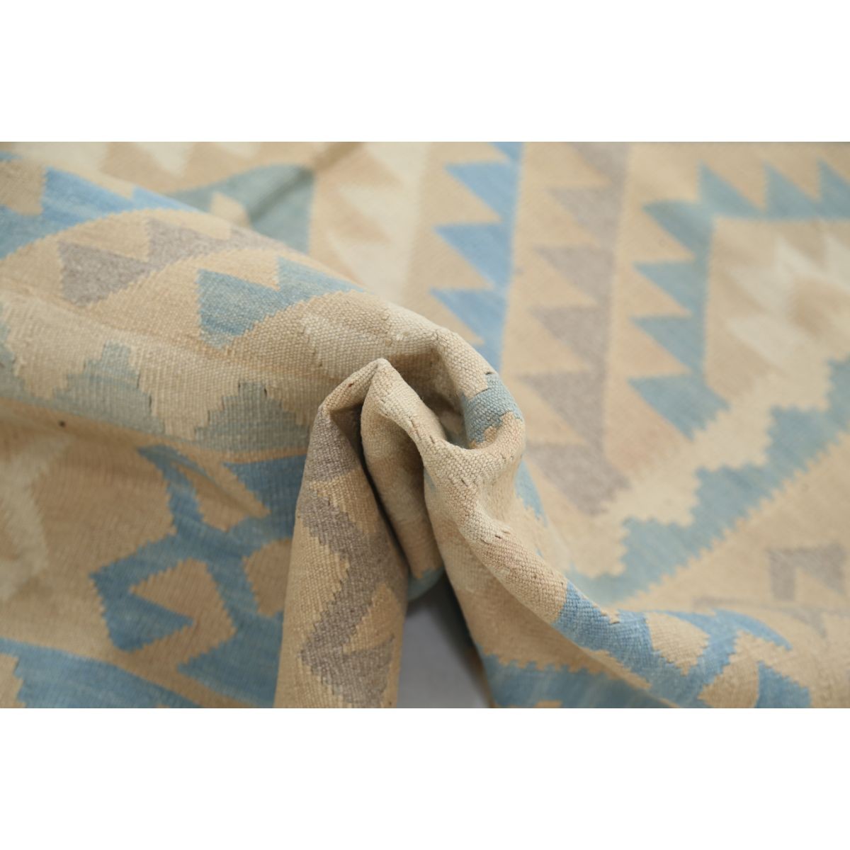 Kafkaas 5x7 Hand Woven Washable Wool Rug - Soft Hues