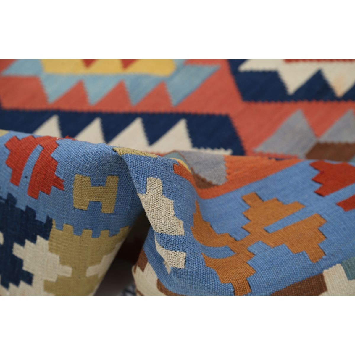 Kafkaas 5x7 Hand Woven Washable Wool Rug - Colorful