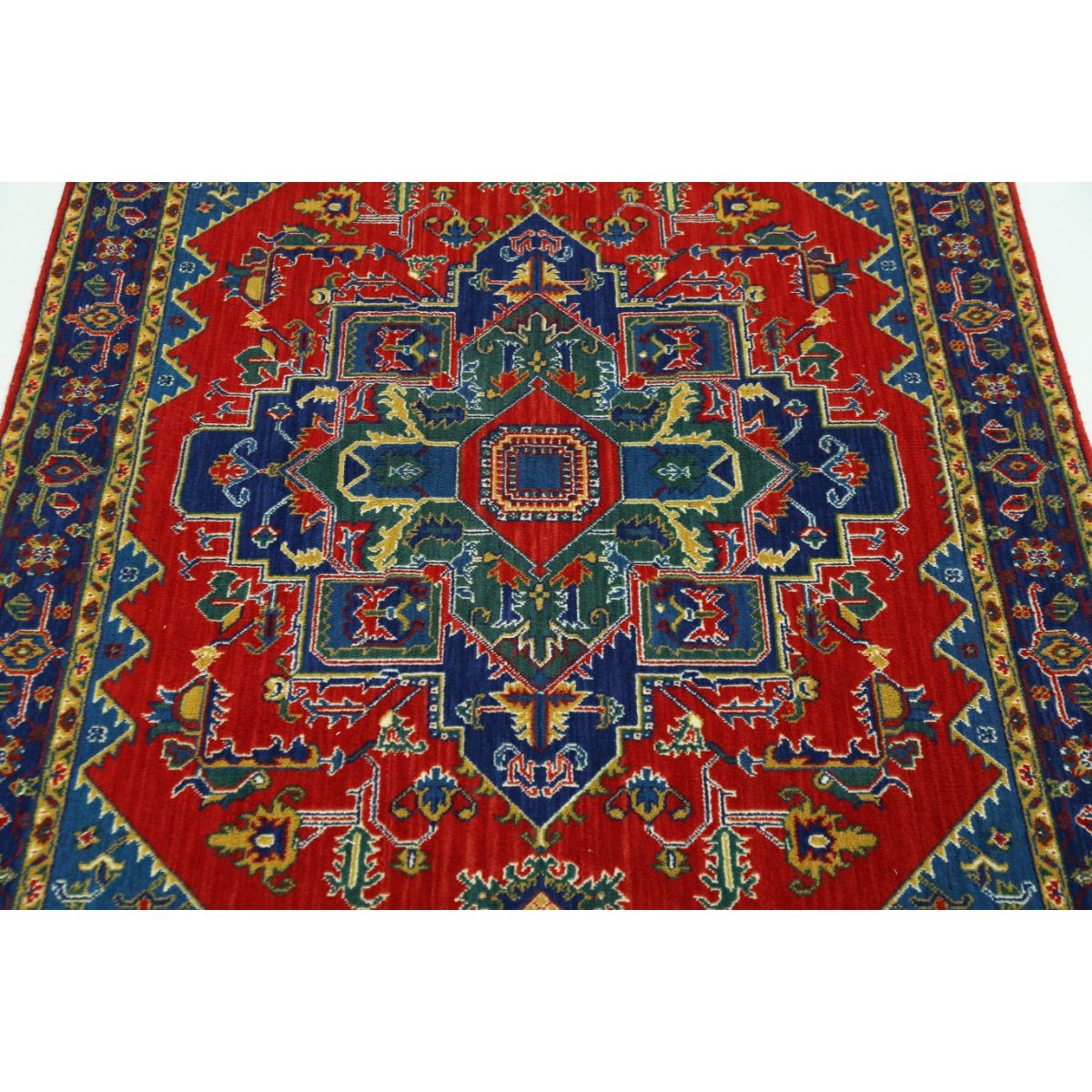 Gulshan 4x6 Machine-Made Washable Wool Rug - Colorful