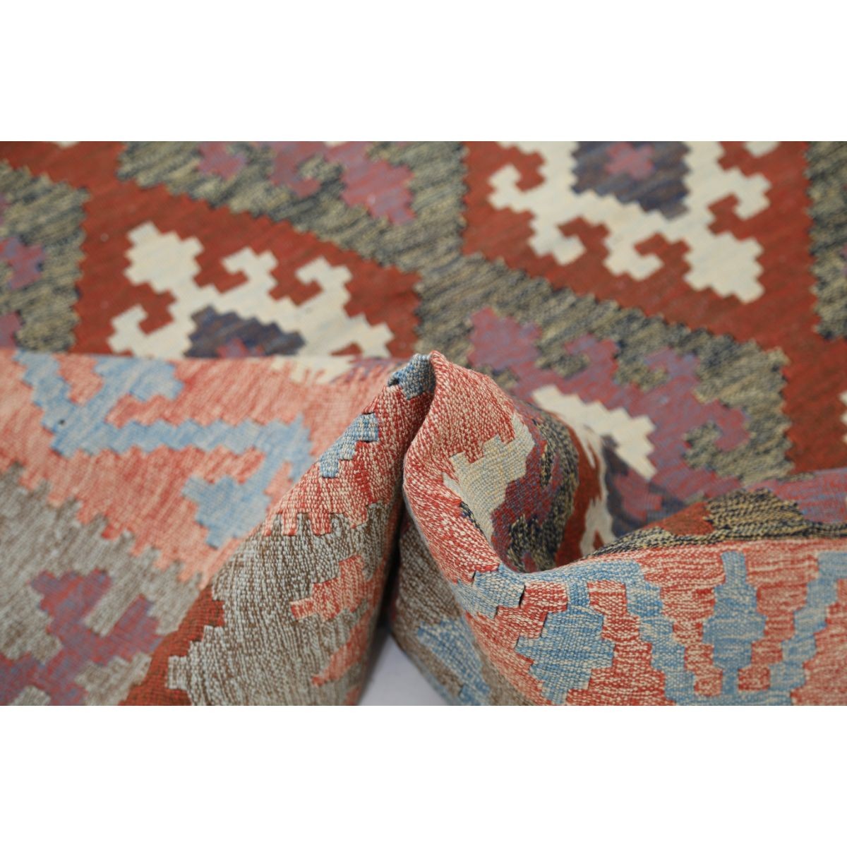 Kafkaas 5x6 Hand Woven Washable Wool Rug - Colorful