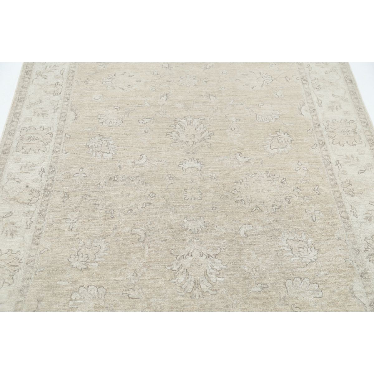 Serenity 5x7 Handmade Double Knotted Washable Wool Rug - Soft Hues