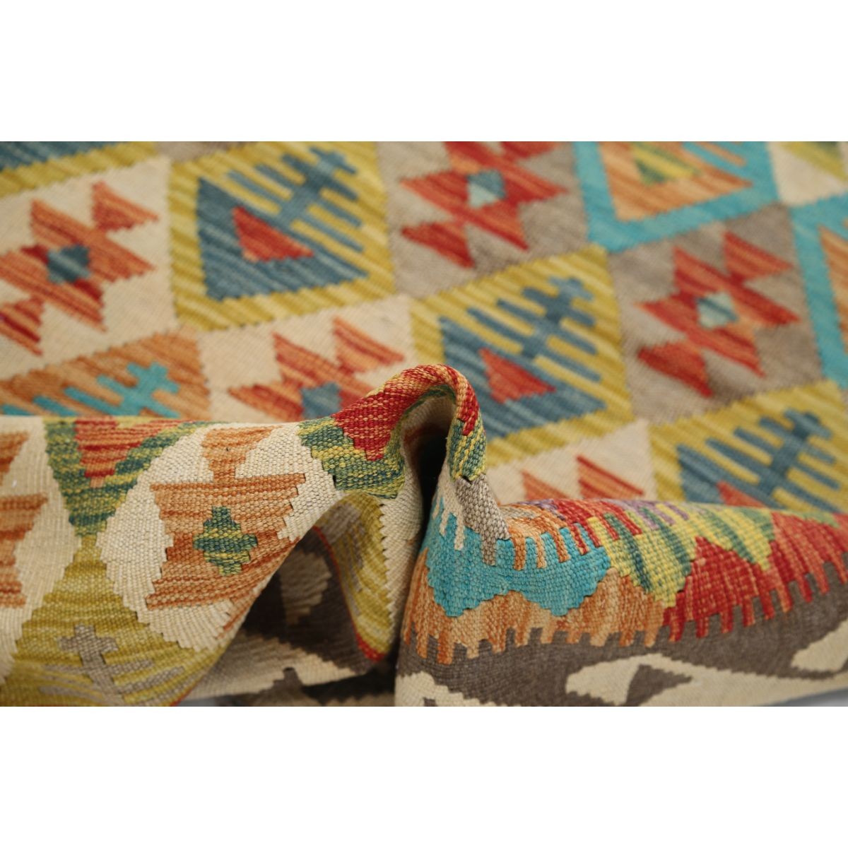Maimana 4x6 Hand Woven Washable Wool Rug - Colorful