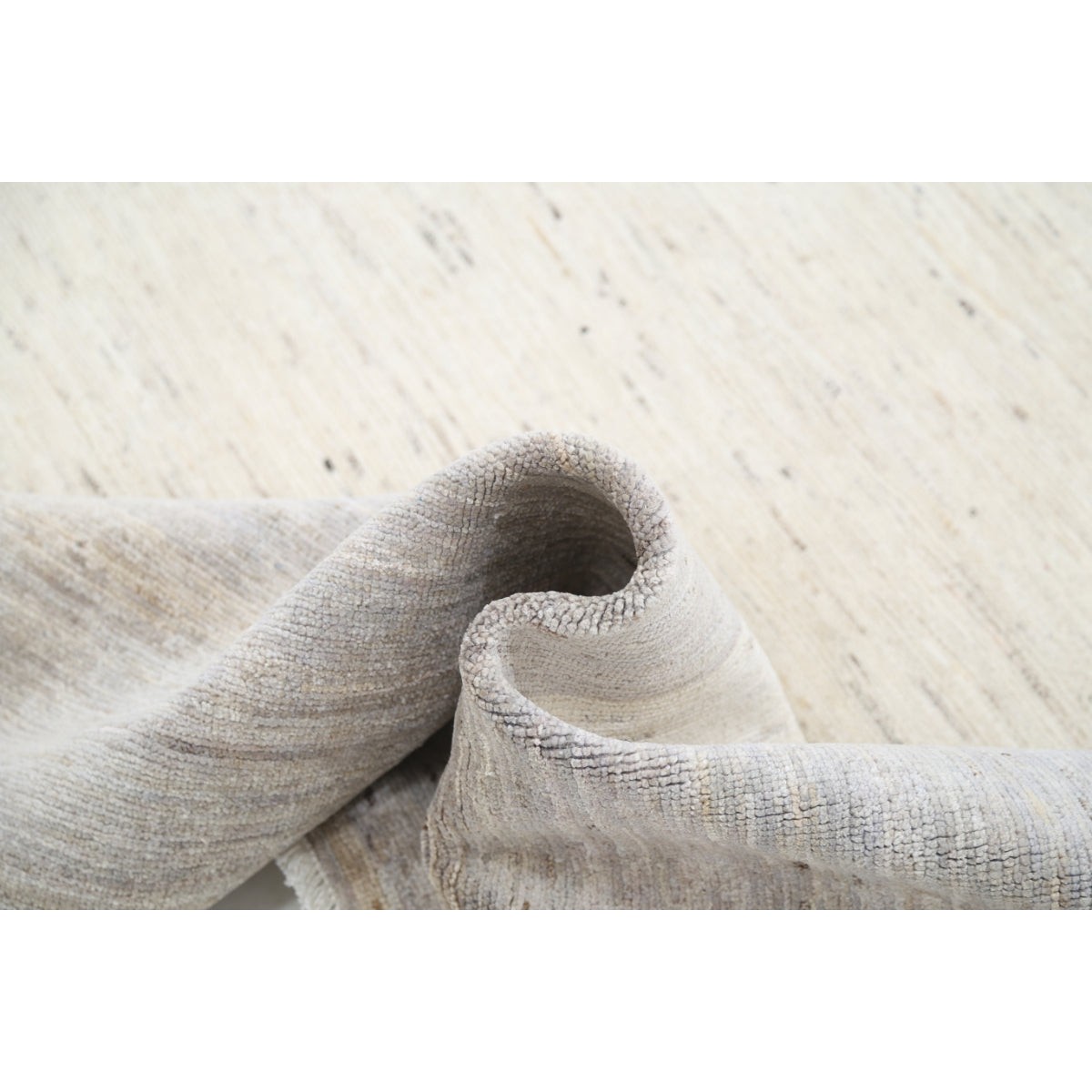 Modcar 7x10 Handmade Double Knotted Washable Wool Rug - Soft Hues