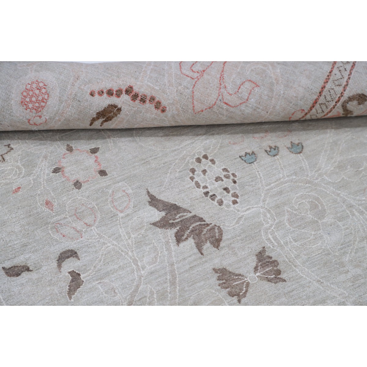 Ariana 18x24 Handmade Double Knotted Washable Wool Rug - Soft Hues