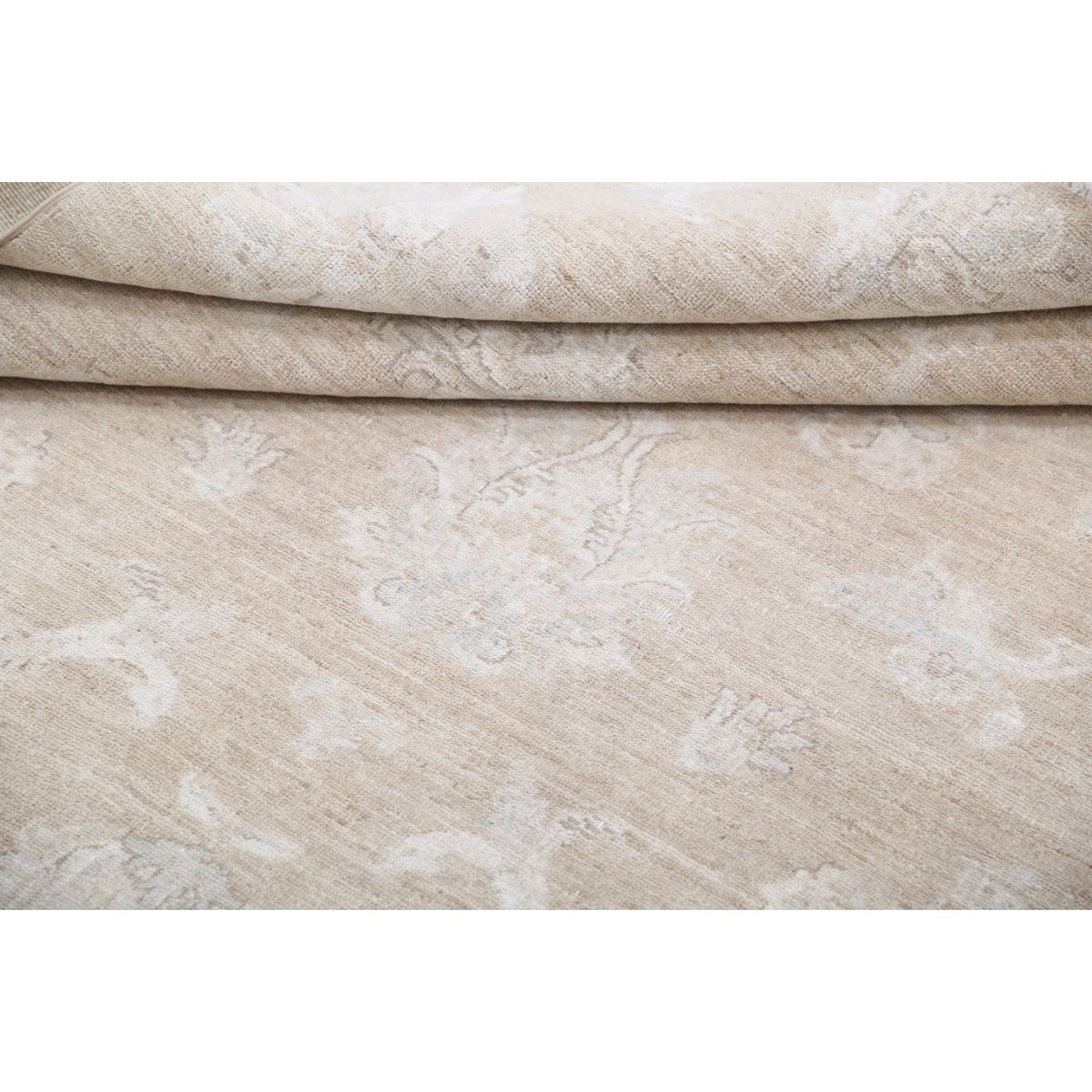 Artemix 6x8 Handmade Double Knotted Washable Wool Rug - Soft Hues