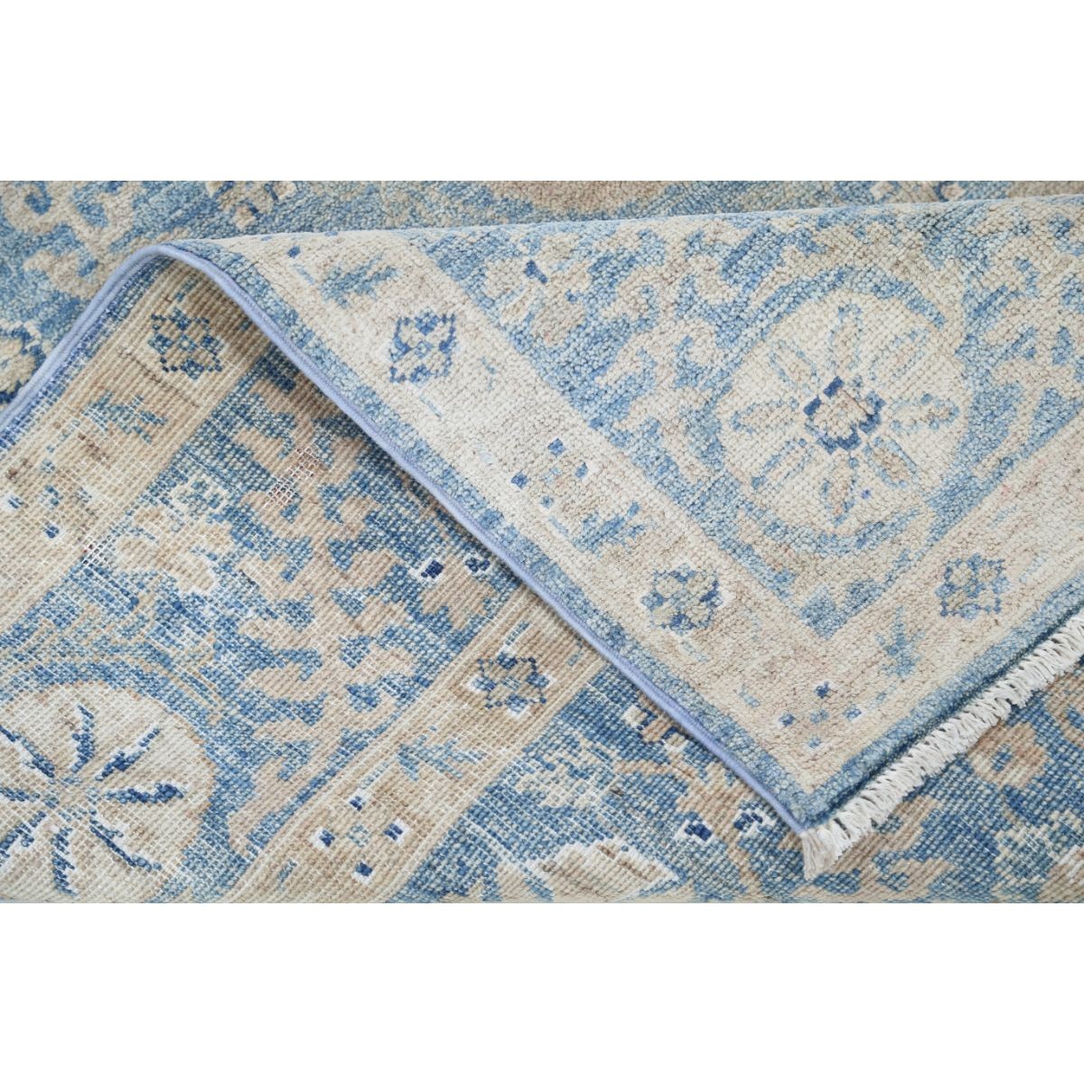 Suzani 4x6 Handmade Double Knotted Washable Wool Rug - Soft Hues