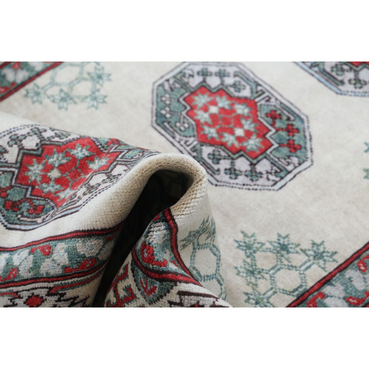 Revival 4x5 Handmade Double Knotted Washable Wool Rug - Colorful