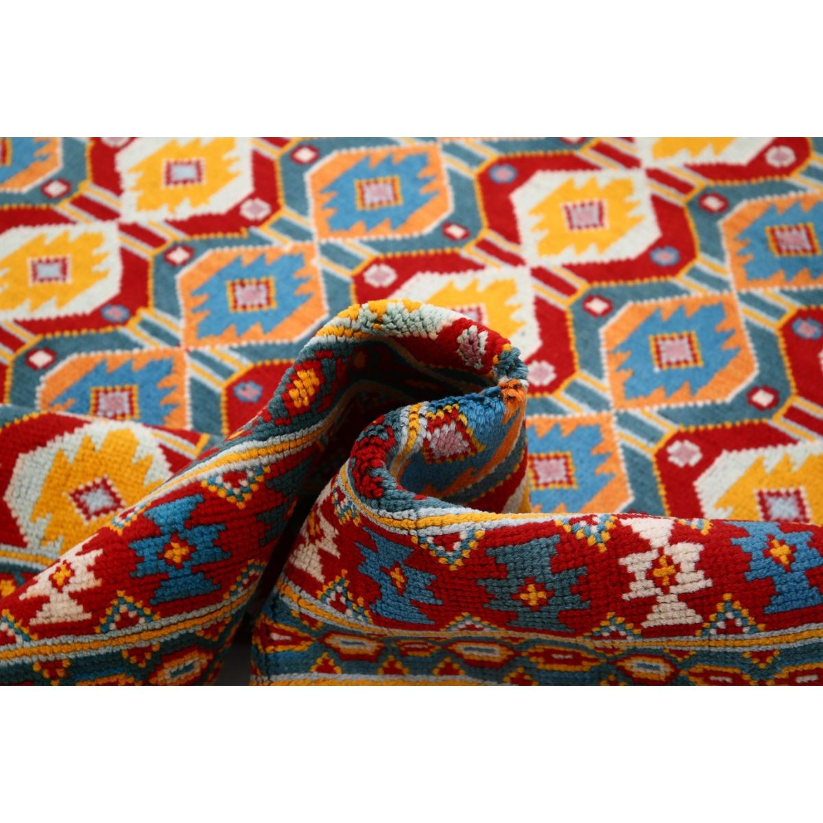 Revival 6x8 Handmade Double Knotted Washable Wool Rug - Colorful