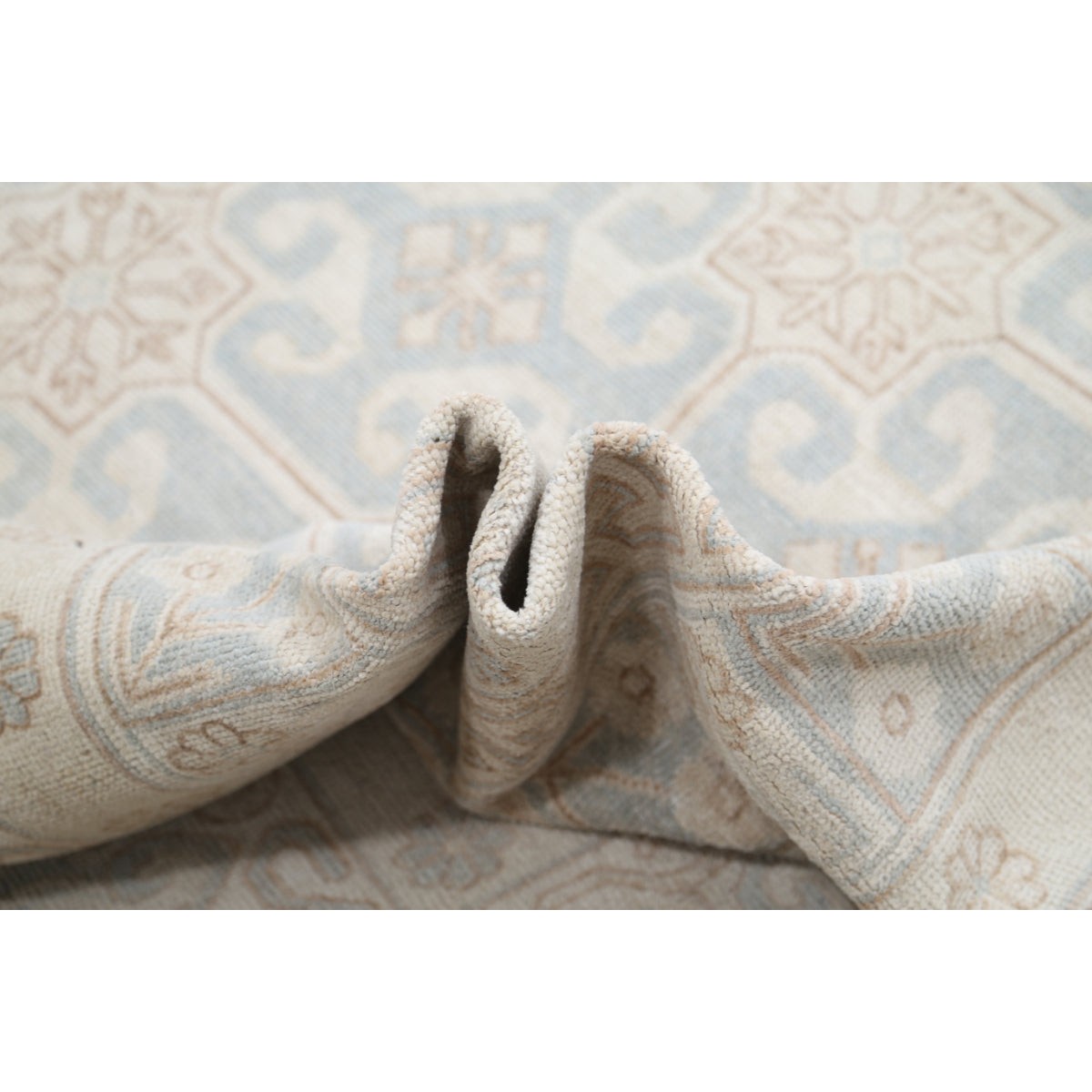 Khotan 17x25 Handmade Double Knotted Washable Wool Rug - Soft Hues