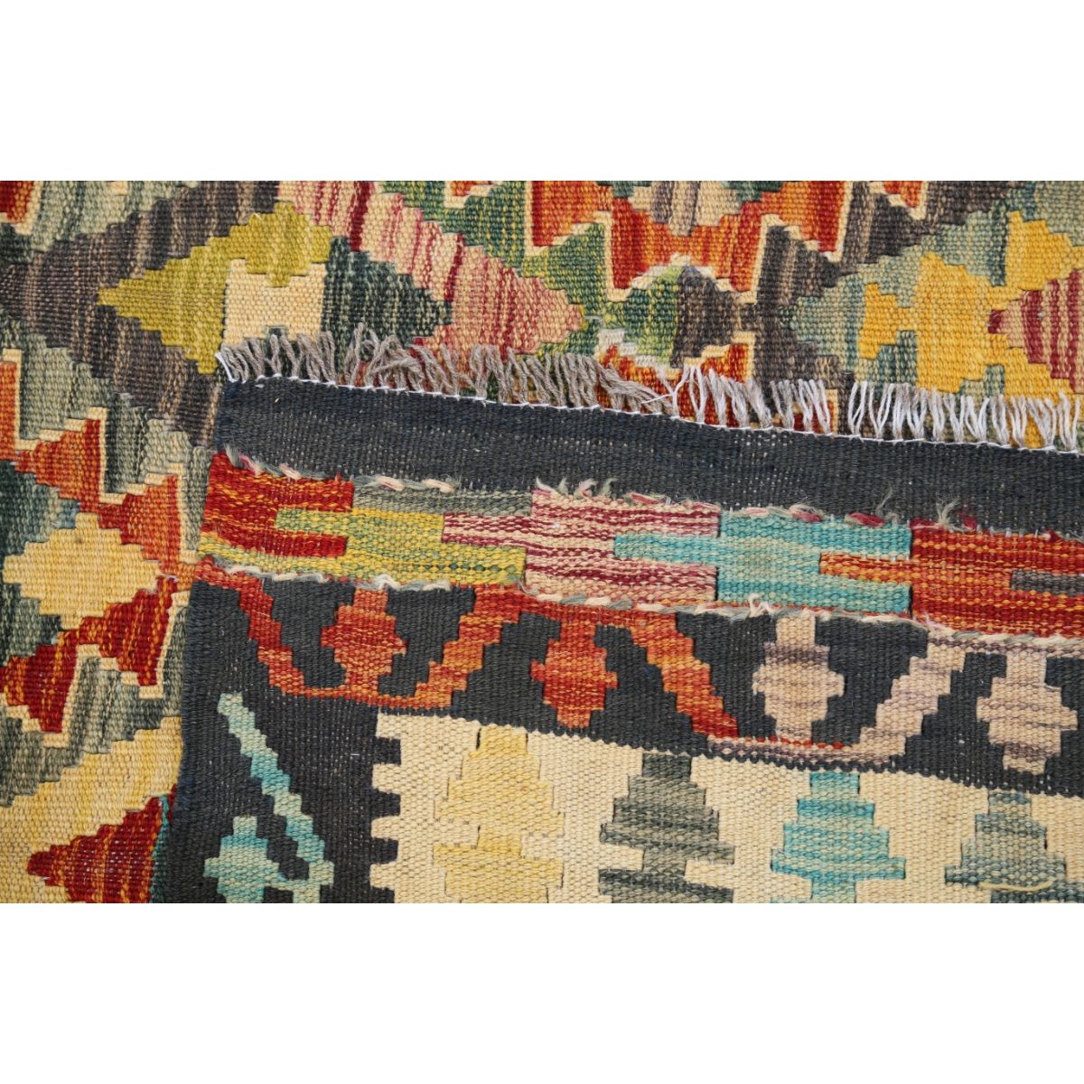 Maimana 5x6 Hand Woven Washable Wool Rug - Colorful