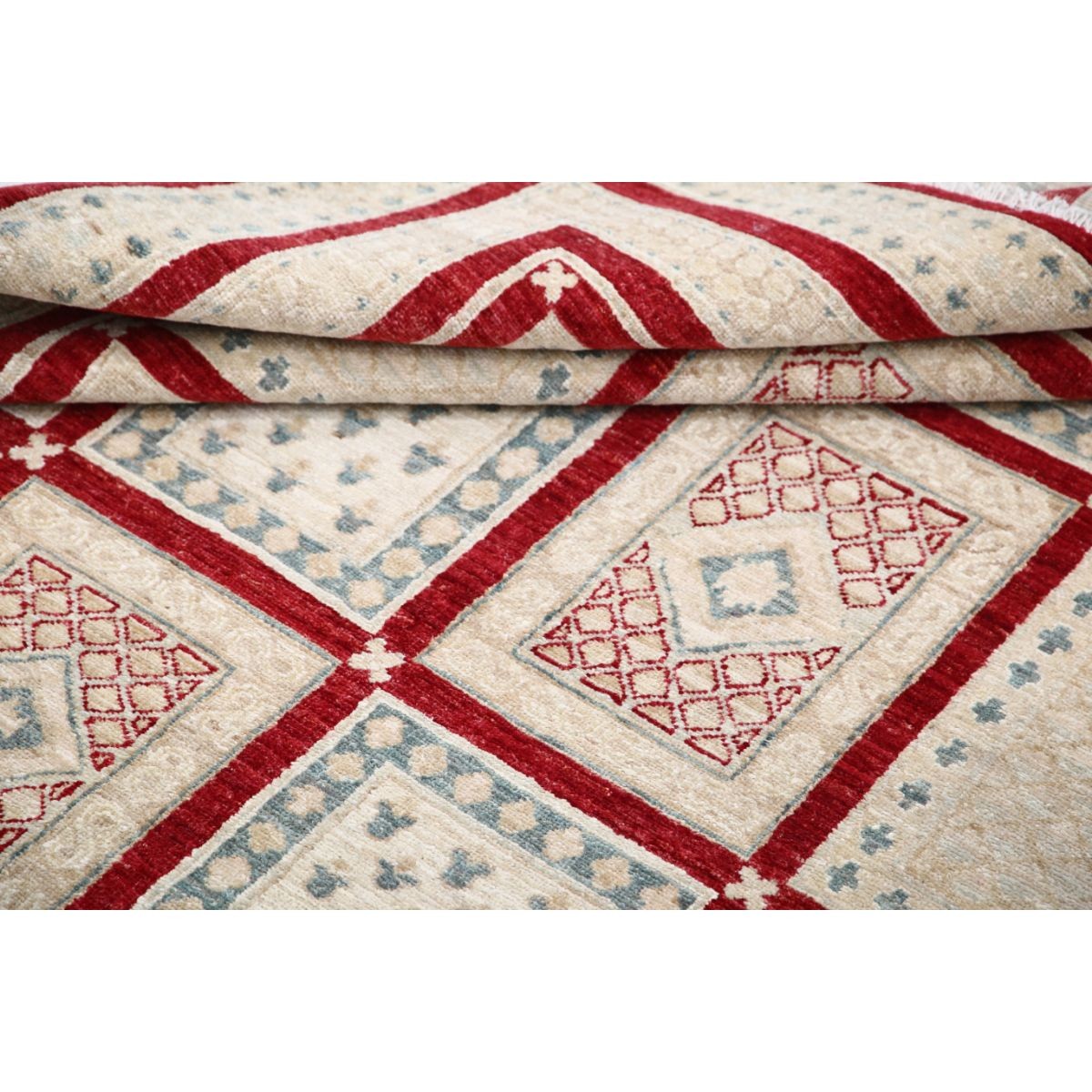 Bakhtiari 5x8 Handmade Double Knotted Washable Wool Rug - Colorful