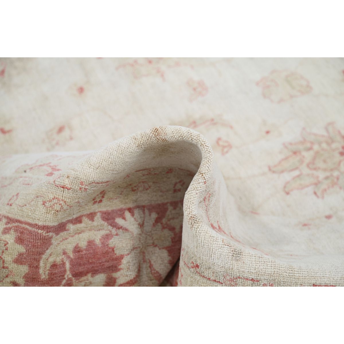 Serenity 7x10 Handmade Double Knotted Washable Wool Rug - Soft Hues