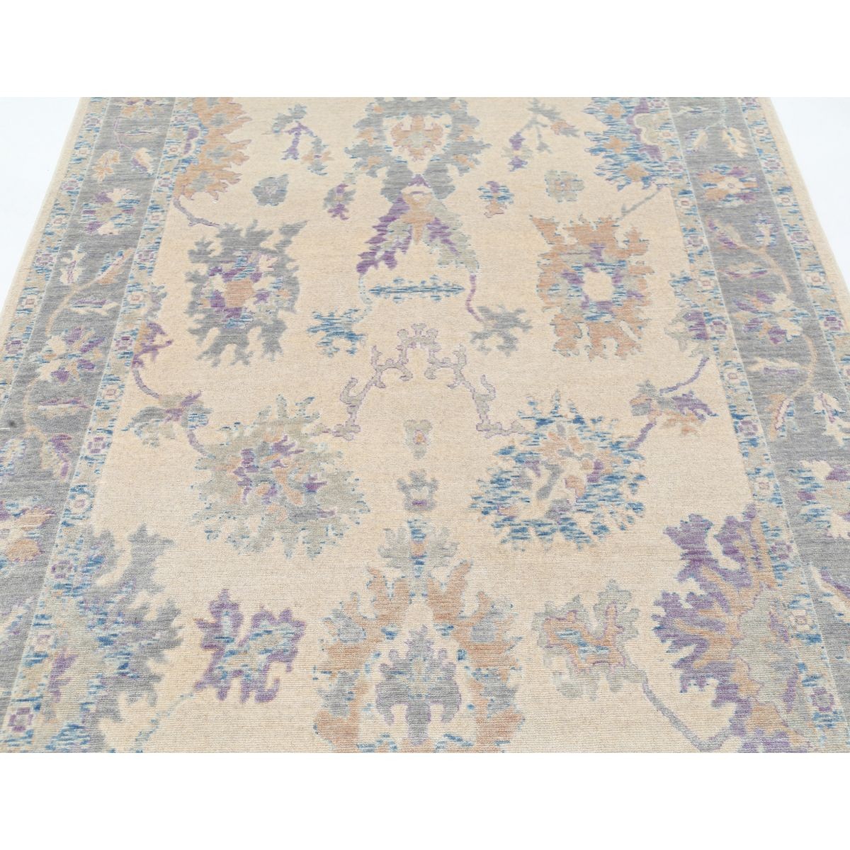 Lily 5x9 Machine-Made Washable Wool Rug - Soft Hues