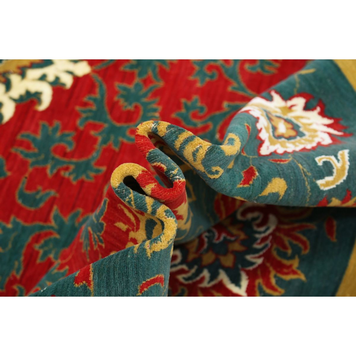 Gulshan 9x12 Machine-Made Washable Wool Rug - Colorful