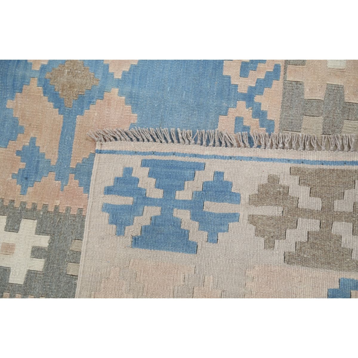 Kafkaas 5x7 Hand Woven Washable Wool Rug - Soft Hues