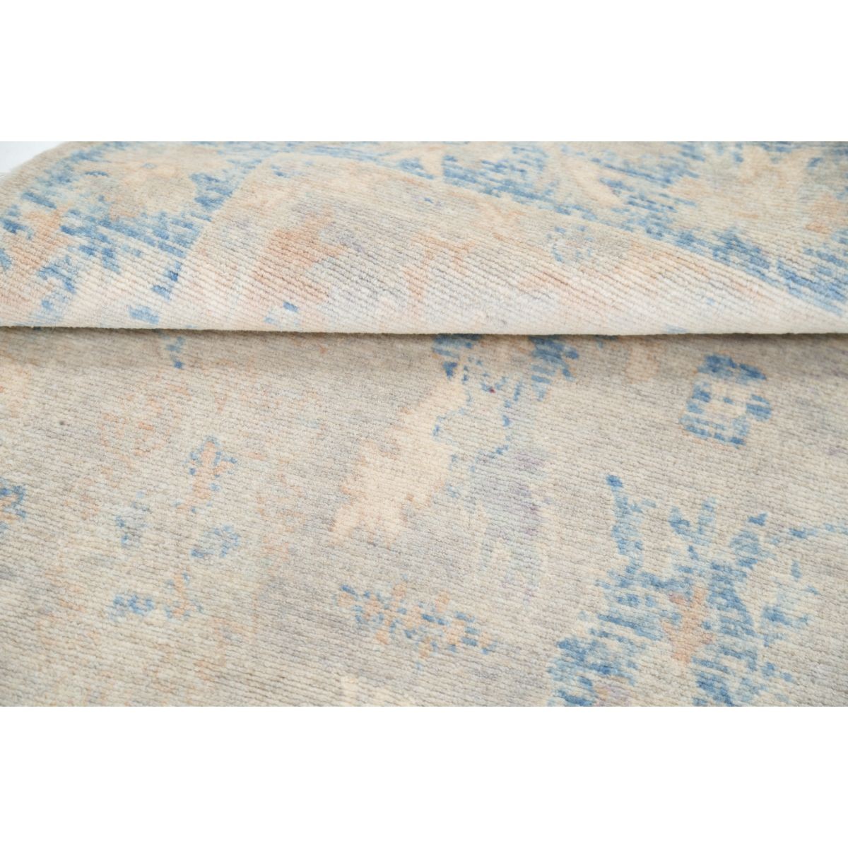 Lily 3x4 Machine-Made Washable Wool Rug - Soft Hues