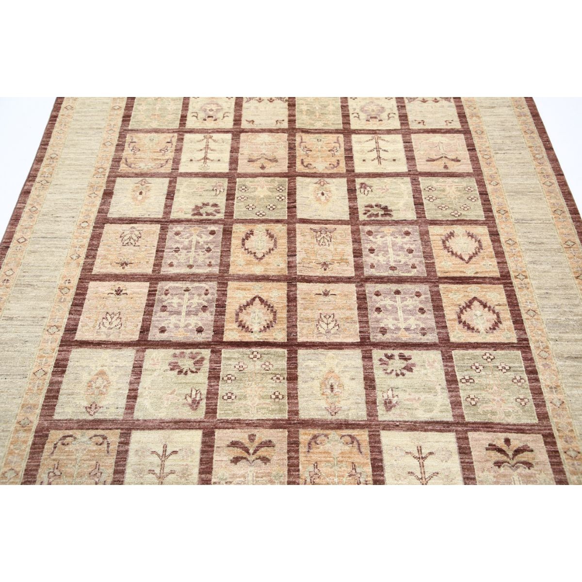 Bakhtiari 6x7 Handmade Double Knotted Washable Wool Rug - Soft Hues