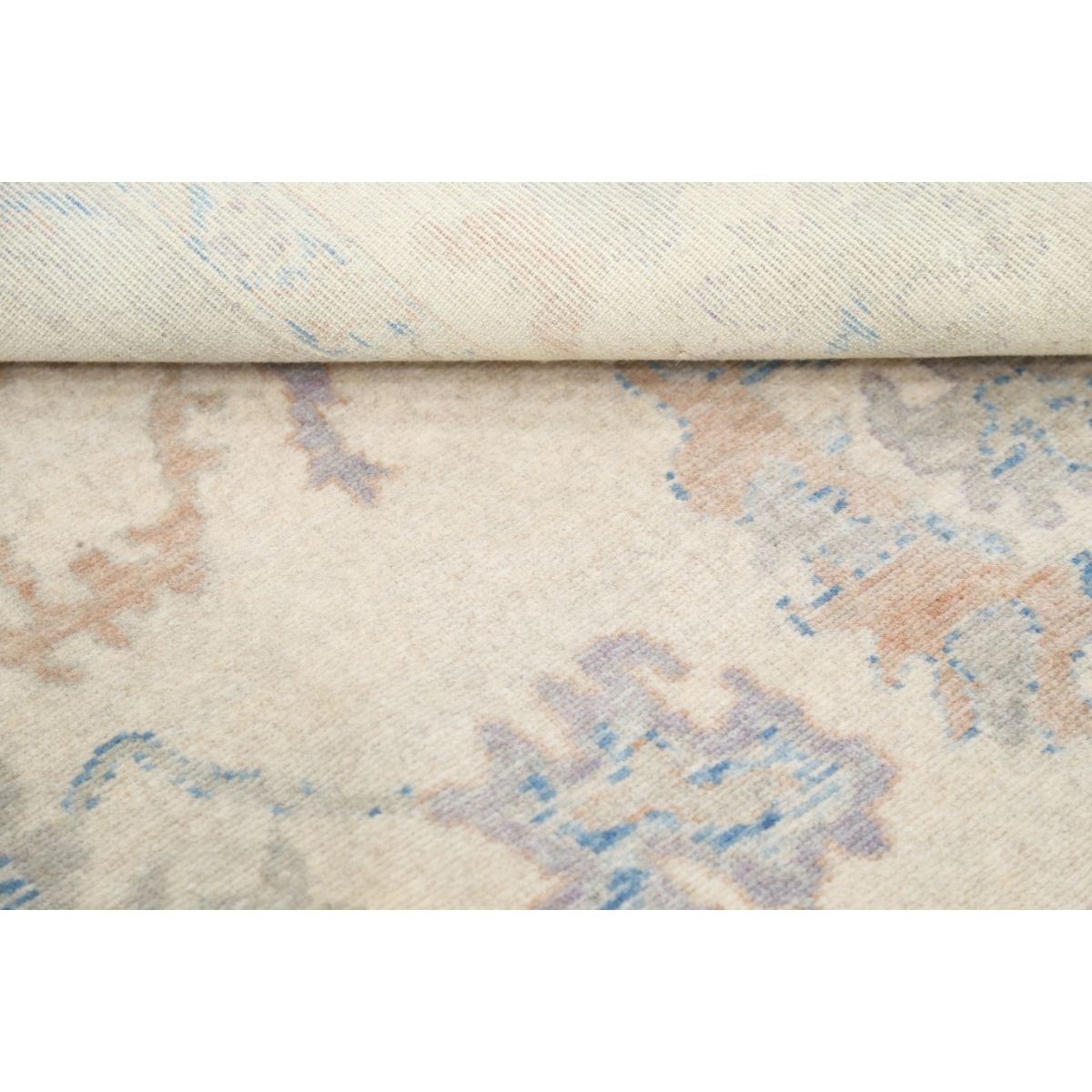 Lily 5x9 Machine-Made Washable Wool Rug - Soft Hues