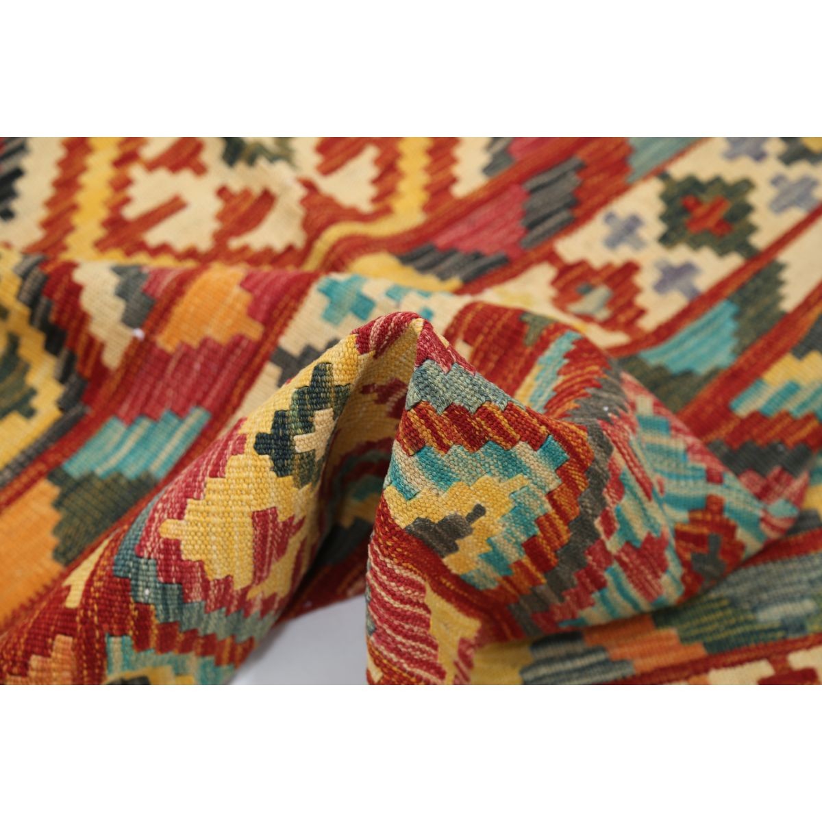 Maimana 4x6 Hand Woven Washable Wool Rug - Colorful