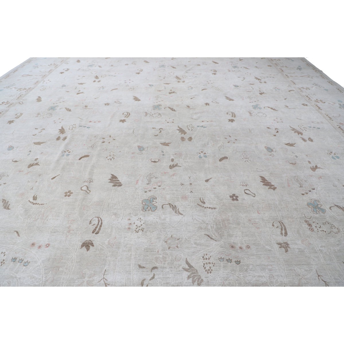 Ariana 18x24 Handmade Double Knotted Washable Wool Rug - Soft Hues