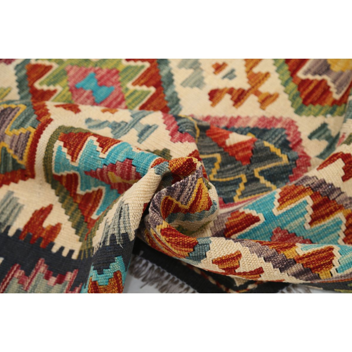 Maimana 5x7 Hand Woven Washable Wool Rug - Colorful