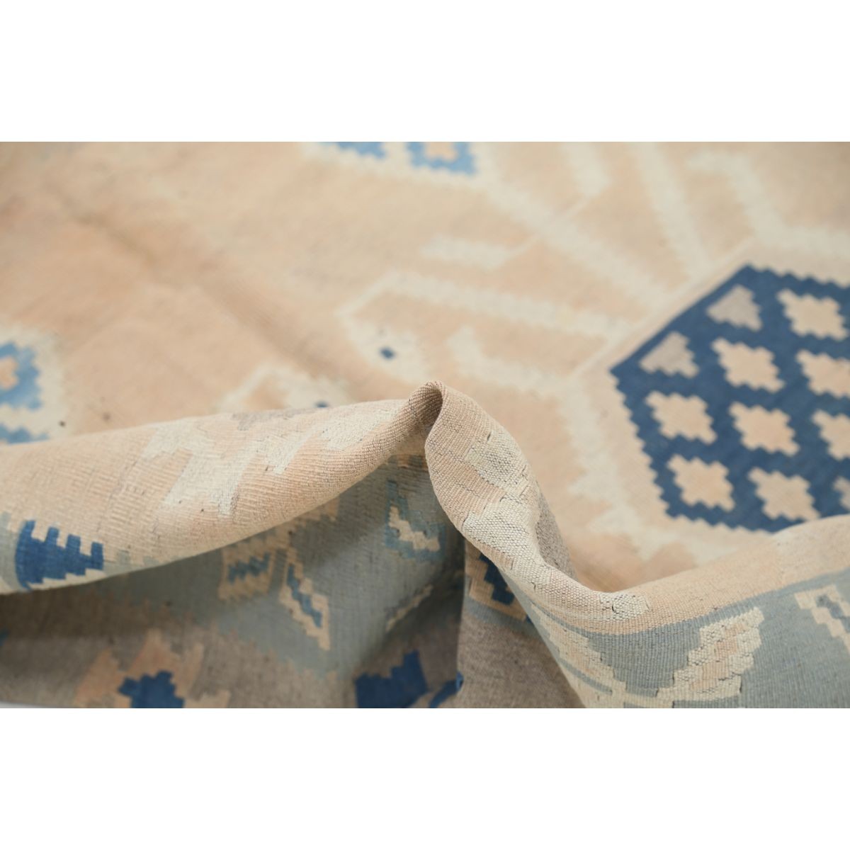Kafkaas 5x7 Hand Woven Washable Wool Rug - Soft Hues