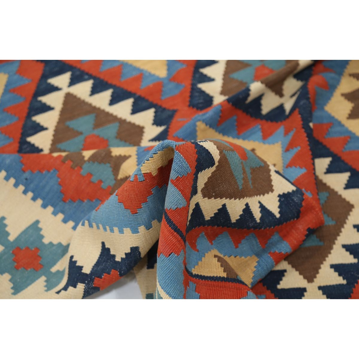 Kafkaas 4x7 Hand Woven Washable Wool Rug - Colorful