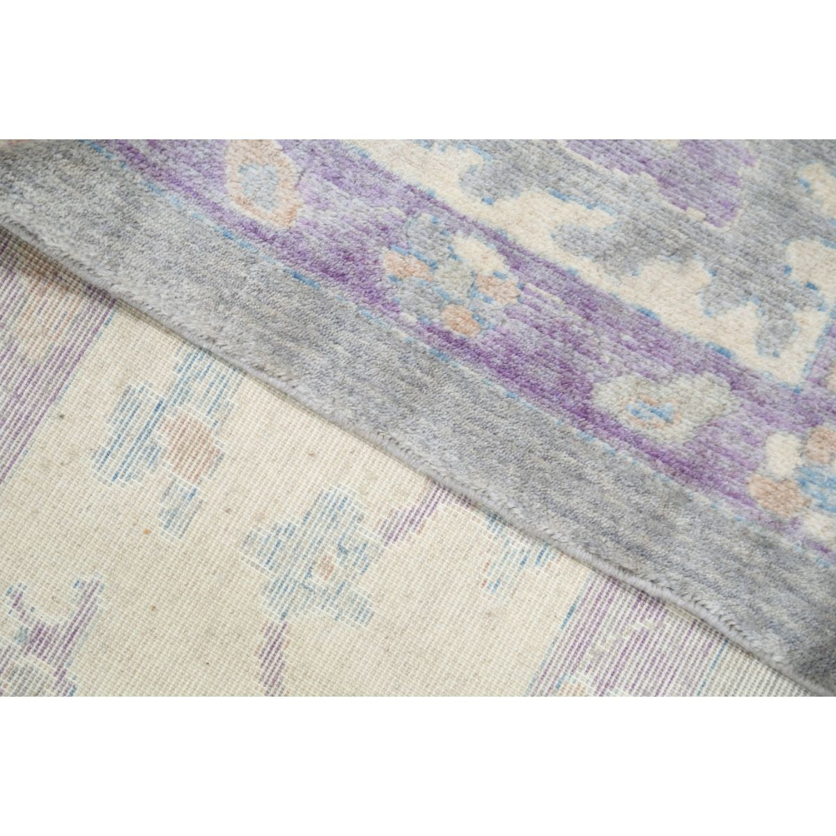 Lily 9x12 Machine-Made Washable Wool Rug - Colorful