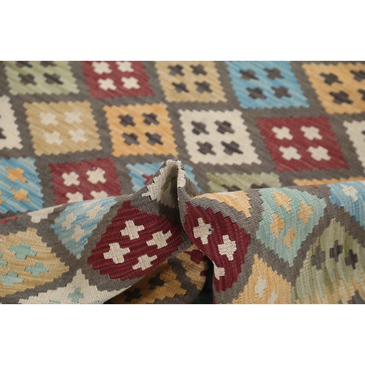 Maimana 6x8 Hand Woven Washable Wool Rug - Colorful